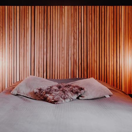 At Home - Jacuzzi Privatif Gesves Εξωτερικό φωτογραφία