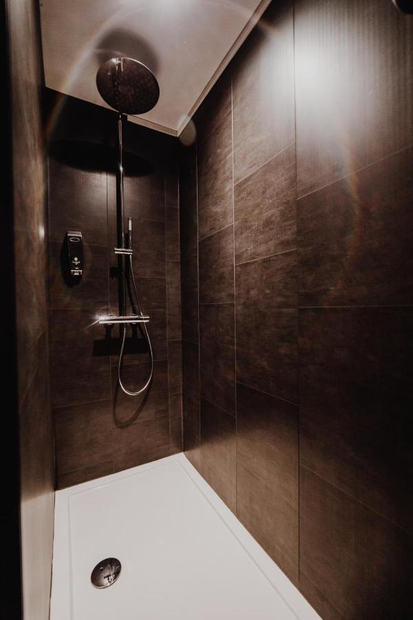 At Home - Jacuzzi Privatif Gesves Εξωτερικό φωτογραφία